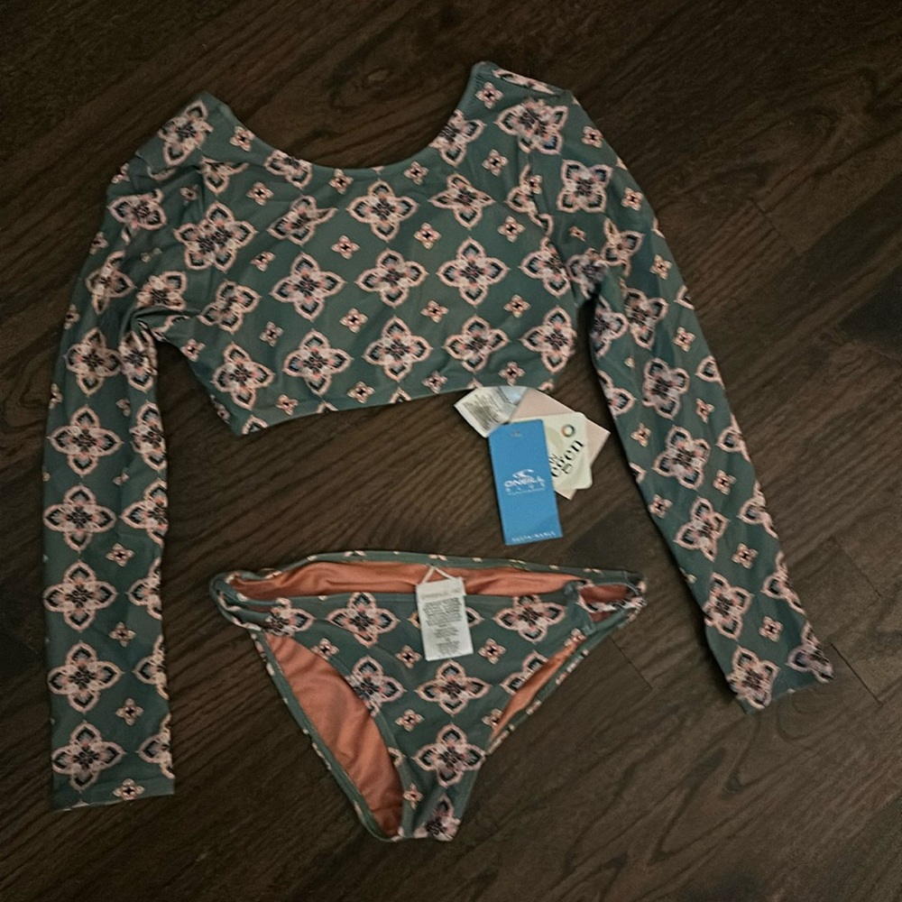 Two piece O’Neill bathing suit size 12